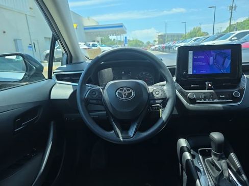 Used 2024 Toyota Corolla LE FWD image 9