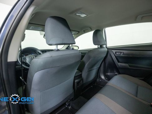 Used 2018 Toyota Corolla LE FWD image 26