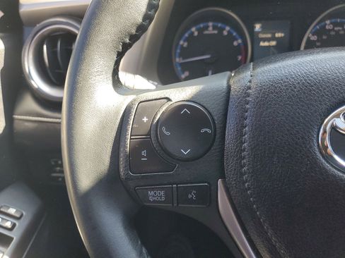 Used 2018 Toyota RAV4 XLE image 22