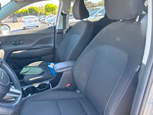 Certified 2024 Hyundai Kona SEL FWD image 7