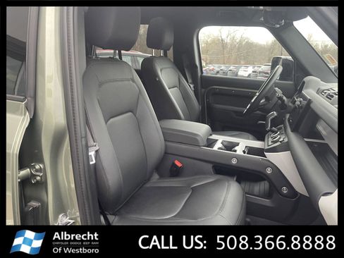 Used 2025 Land Rover Defender 110 S image 20