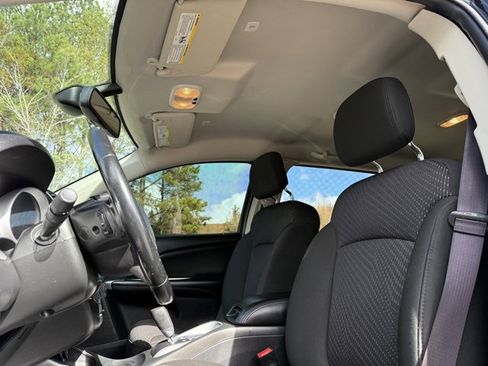 Used 2019 Dodge Journey SE w/ Connectivity Group image 24