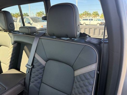 Used 2023 GMC Canyon Denali image 30