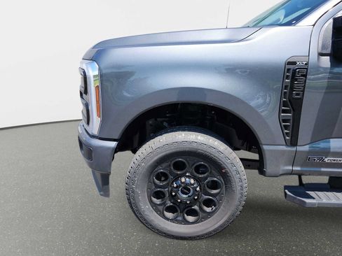 New 2026 Ford F350 XLT w/ XLT Premium Package AWD/4WD image 10