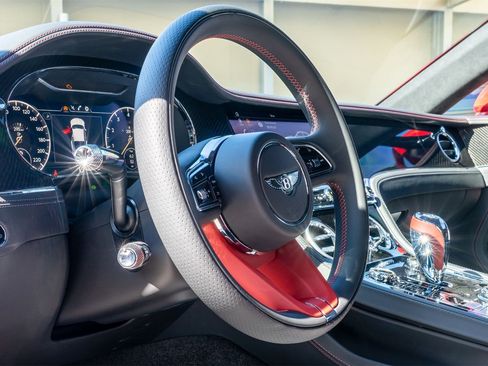 New 2024 Bentley Continental GT image 4