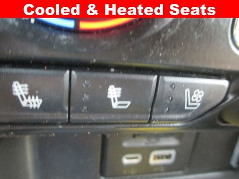 Used 2021 Chevrolet Tahoe Premier image 19