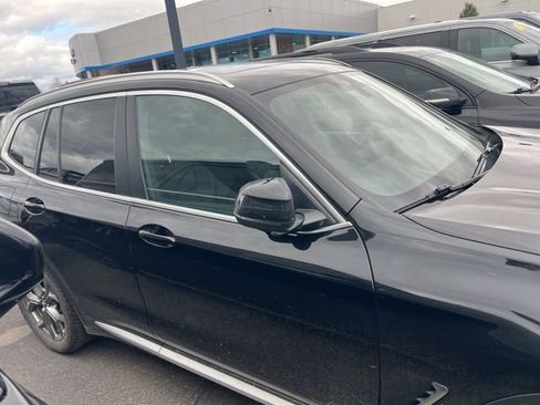 Used 2023 BMW X3 xDrive30i w/ Premium Package image 7