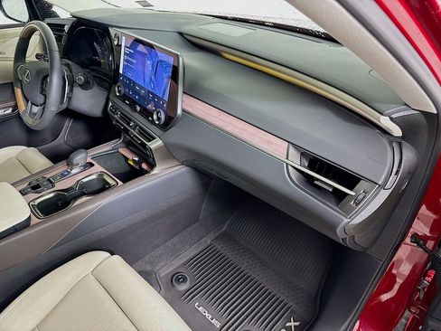 Certified 2025 Lexus RX 350 w/ Convenience Package image 31