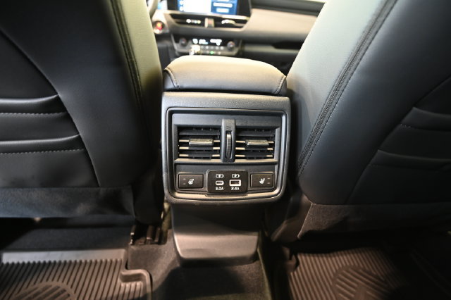 Certified 2026 Subaru Outback Limited AWD/4WD image 29