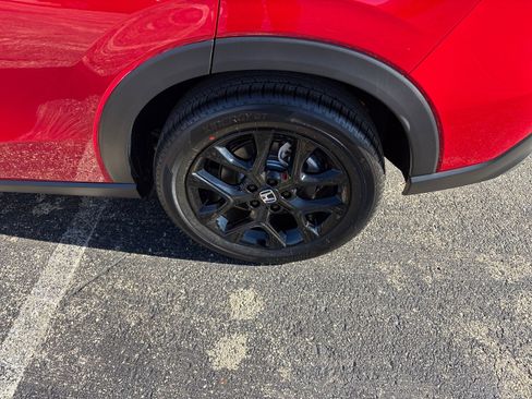 Used 2025 Honda HR-V Sport image 27