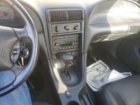 Used 2004 Ford Mustang GT image 7