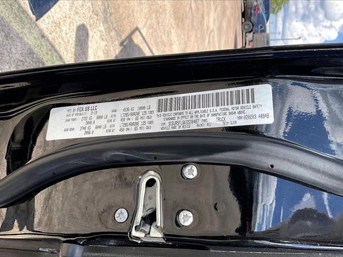 Used 2019 RAM 2500 Laramie image 16