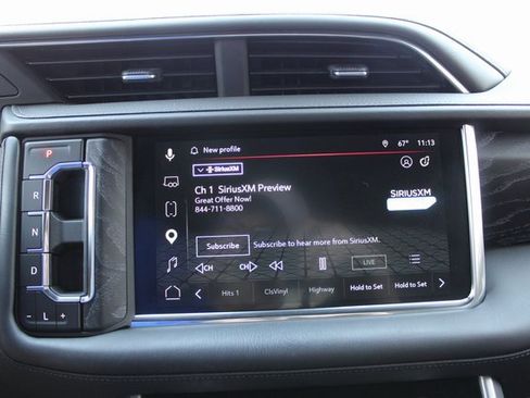 Used 2023 GMC Yukon Denali AWD/4WD image 28