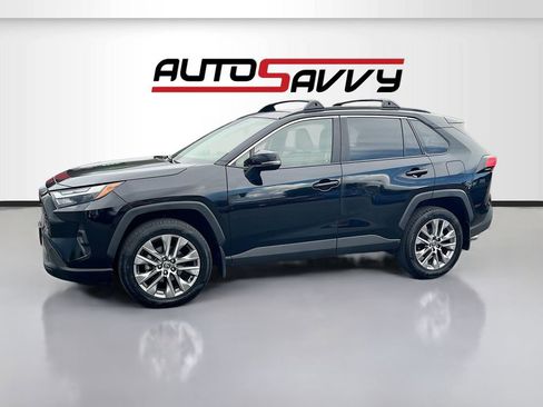 Used 2023 Toyota RAV4 XLE Premium AWD/4WD image 3