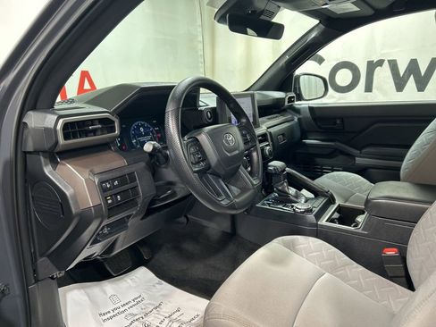Used 2024 Toyota Tacoma SR5 AWD/4WD image 20