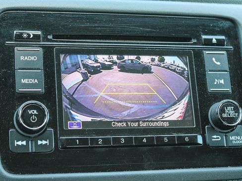 Used 2022 Honda HR-V LX image 26