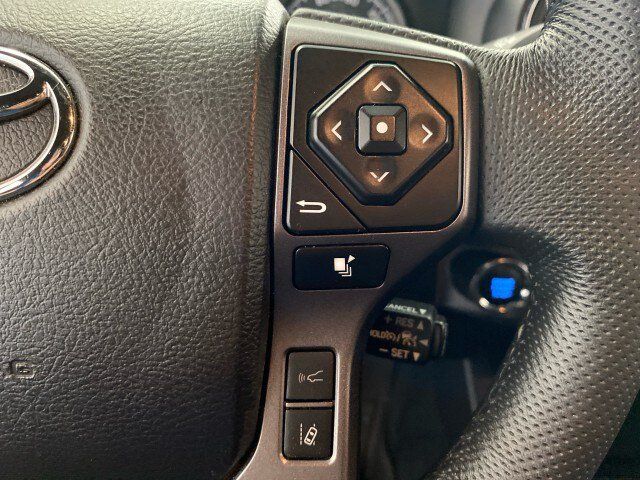 Used 2023 Toyota Tacoma TRD Sport w/ Technology Package AWD/4WD image 19
