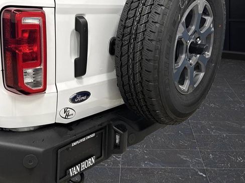 Used 2024 Ford Bronco Big Bend image 33