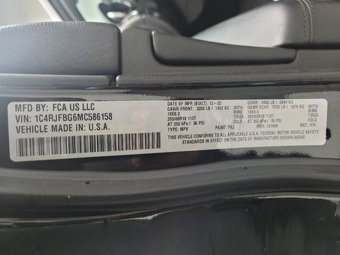 Used 2021 Jeep Grand Cherokee Limited image 33