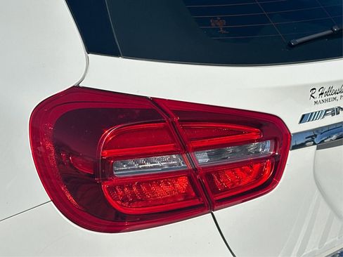 Used 2017 Mercedes-Benz GLA 45 AMG 4MATIC w/ Premium Package image 27