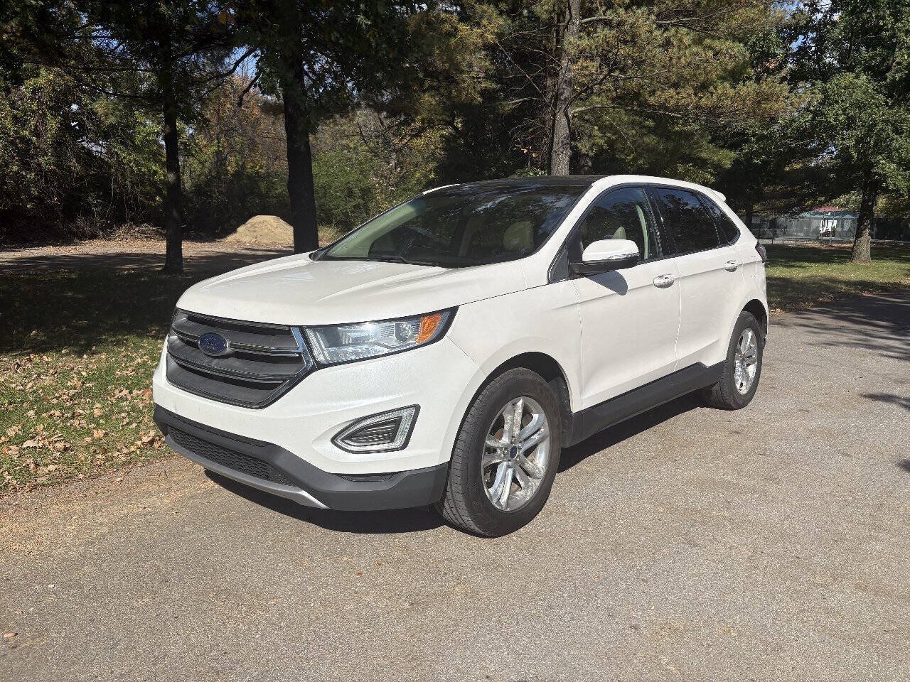 Used 2015 Ford Edge SEL w/ Equipment Group 201A AWD/4WD image 1