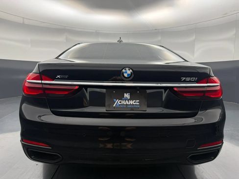 Used 2019 BMW 750i xDrive w/ Executive Package AWD/4WD image 5