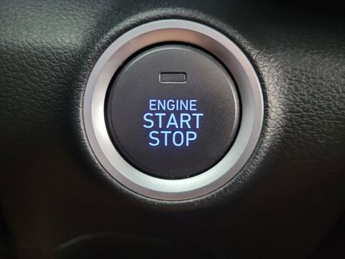 Used 2022 Hyundai Kona SEL image 8