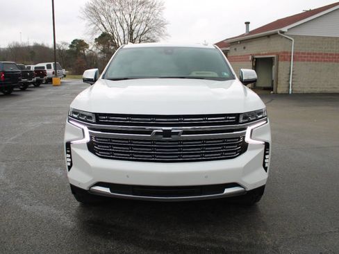 Used 2022 Chevrolet Suburban Premier image 8