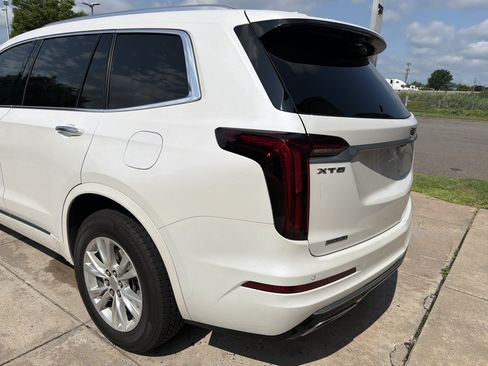 Used 2022 Cadillac XT6 Luxury FWD image 20