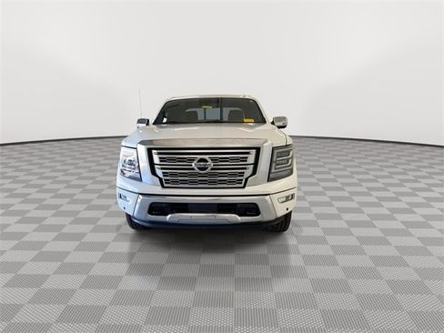 Certified 2021 Nissan Titan Platinum Reserve image 4