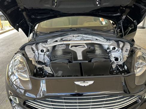 Used 2023 Aston Martin DBX AWD/4WD image 12