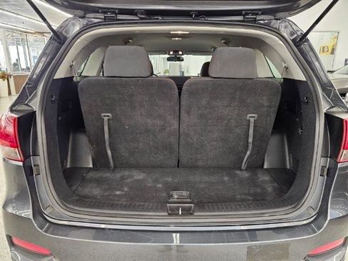 Used 2020 Kia Sorento LX image 38