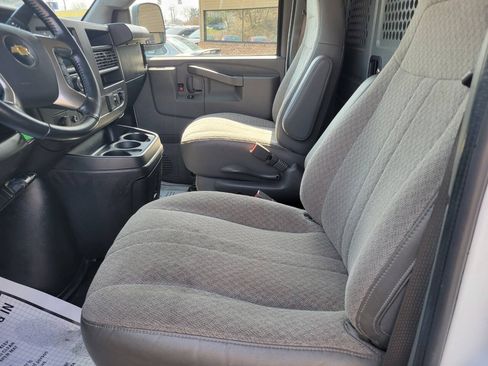 Used 2019 Chevrolet Express 2500 w/ Communications Package RWD image 11
