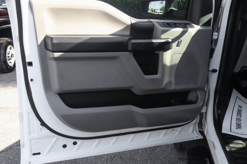 Used 2018 Ford F550 2WD Crew Cab Super Duty image 11