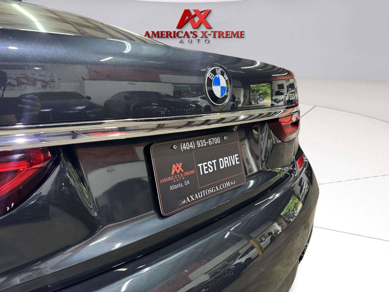Used 2016 BMW 750i RWD image 15