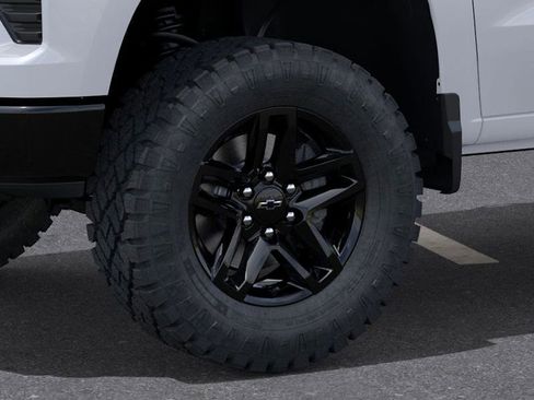 New 2026 Chevrolet Silverado 1500 Custom Trail Boss image 9