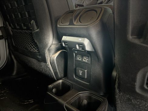 Used 2021 Jeep Gladiator Rubicon AWD/4WD image 24