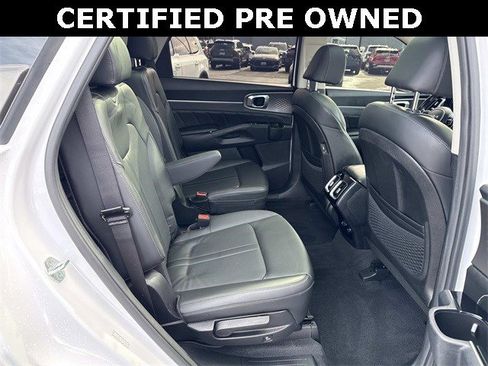 Used 2023 Kia Sorento SX image 11