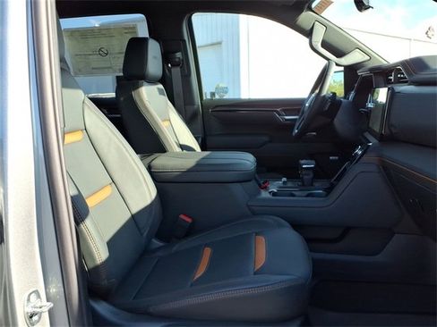 New 2026 GMC Sierra 1500 AT4 w/ Technology Package image 28