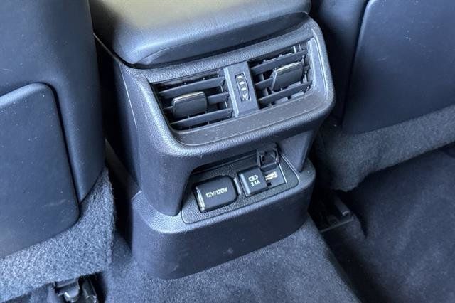 Used 2021 Lexus ES 300h w/ Accessory Package FWD image 12