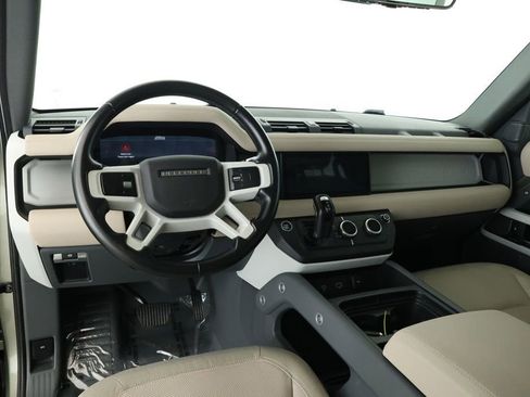 Used 2020 Land Rover Defender 110 S image 11