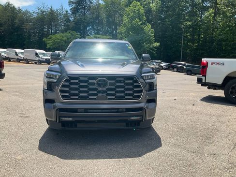Used 2025 Toyota Sequoia Platinum AWD/4WD image 2