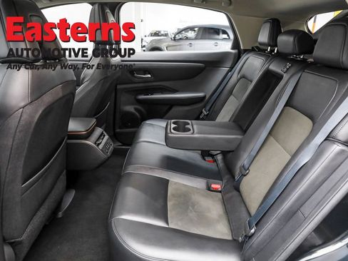 Used 2023 Nissan Ariya FWD image 21