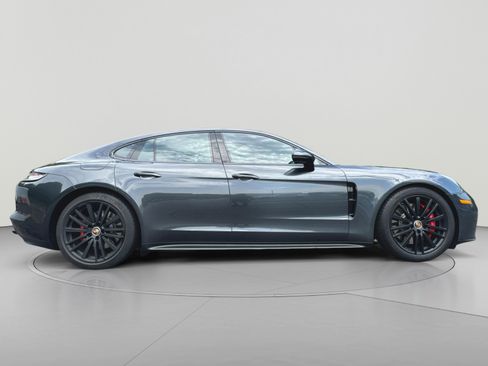 Used 2021 Porsche Panamera GTS AWD/4WD image 34
