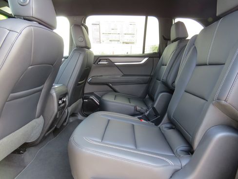 New 2026 GMC Acadia Elevation w/ Elevation Premium Package image 15