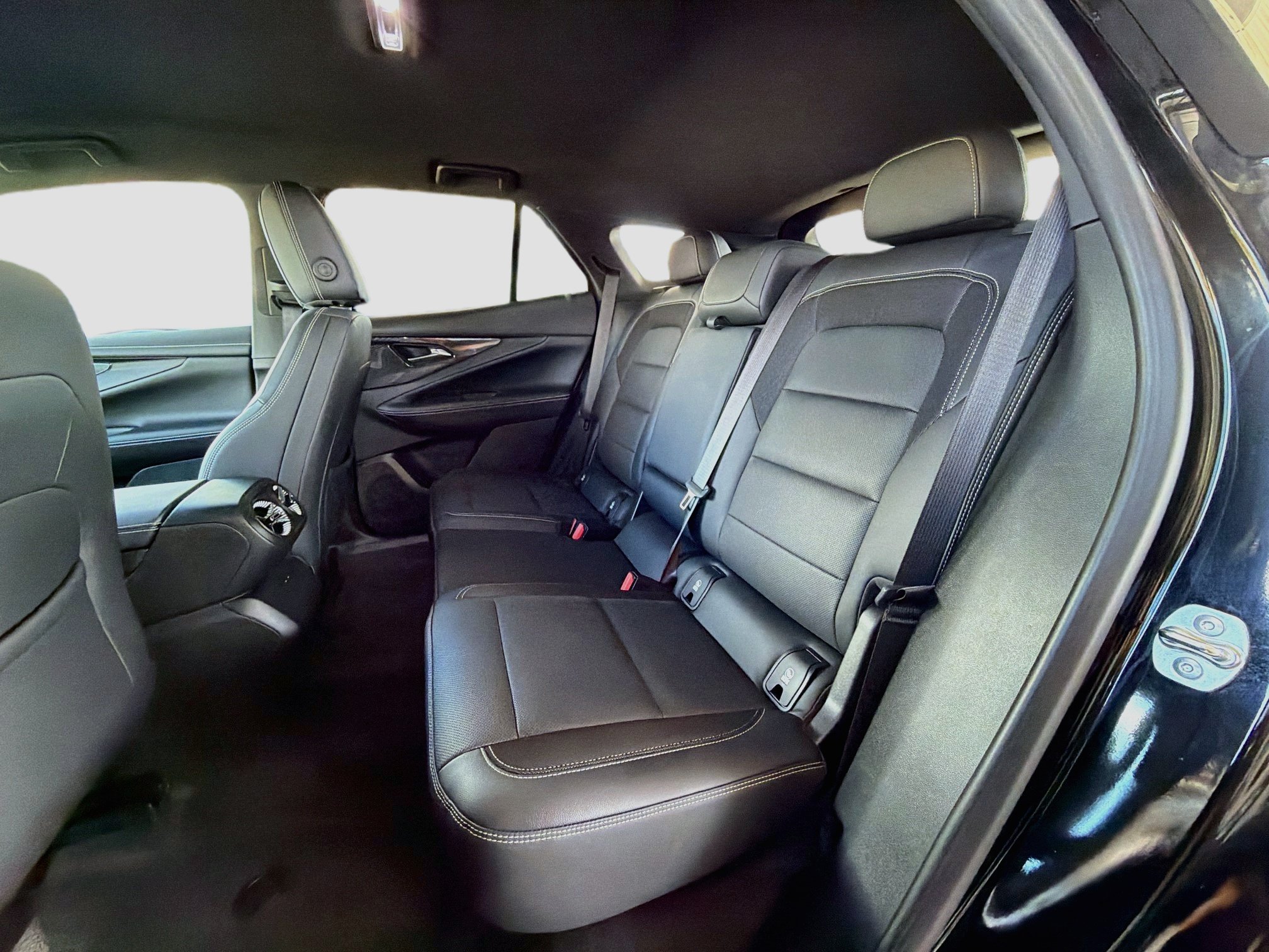Used 2024 Chevrolet Blazer EV LT AWD/4WD image 26