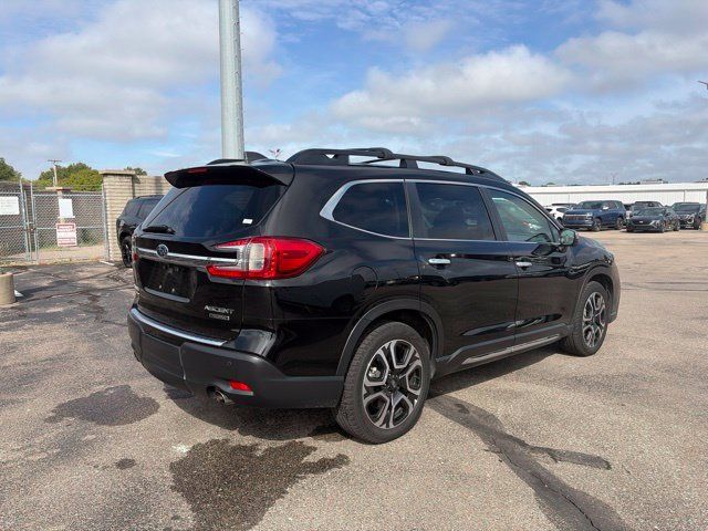 Used 2023 Subaru Ascent Touring AWD/4WD image 7