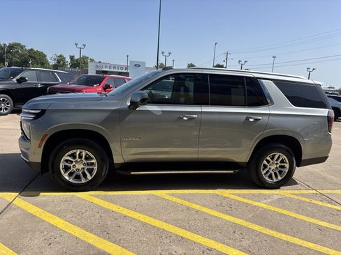 Used 2025 Chevrolet Tahoe LT AWD/4WD image 10