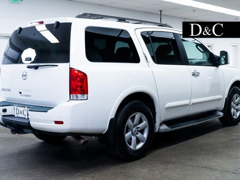 Used 2011 Nissan Armada SV w/ Driver Pkg image 6