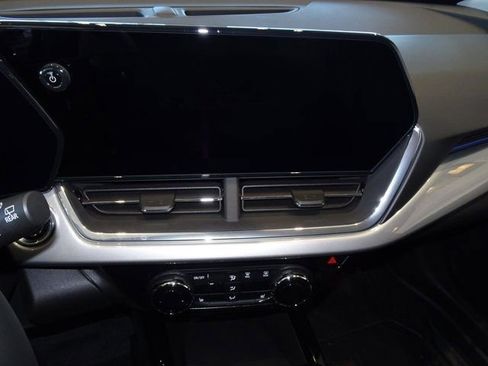 New 2026 Chevrolet Trax LT w/ Driver Confidence Package image 8